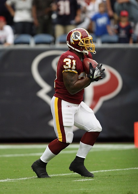 让我们对他 让我们对他